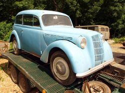 Blue oldtimer pic1.JPG