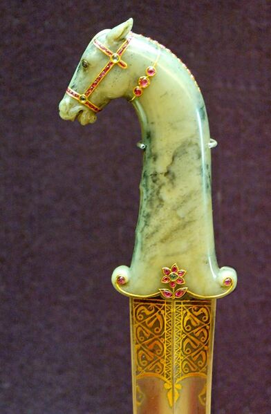 File:Dagger horse head Louvre OA7891.jpg