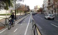 Diversos carrils bici a València 02.jpg