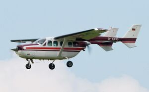 Cessna 337 (8735367365).jpg