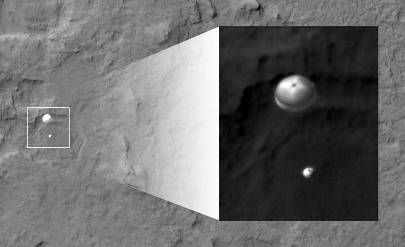 File:MRO sees Curiosity landing.jpg