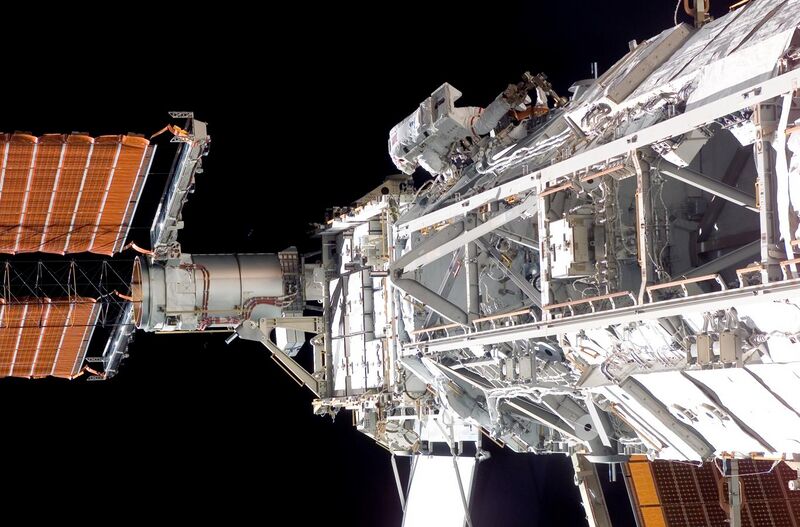 File:STS-117 EVA2c.jpg