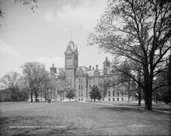 University Hall (Ohio State University).jpg