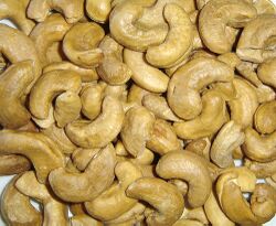 Cashew nut indust.jpg