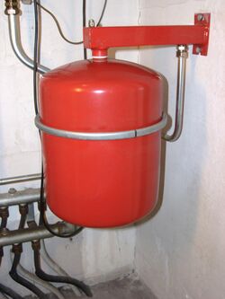 Expansion tank.jpg