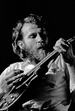 Levon Helm, 1971.jpg