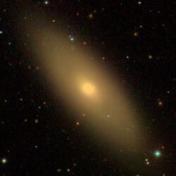 NGC5838 - SDSS DR14.jpg