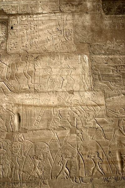 File:Ramesseum siege of Dapur.jpg