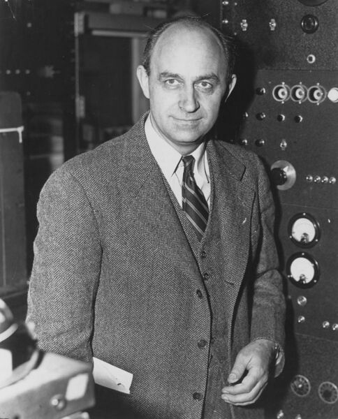 File:Enrico Fermi 1943-49.jpg