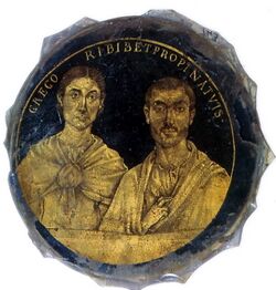 Gold-glass portrait of husband and wife (Biblioteca Apostolica Vaticana, Museo Sacro, Inv. no. 743).jpg