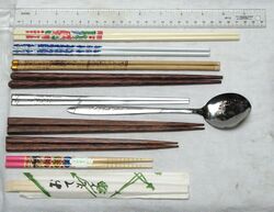 Many-chopsticks.jpg