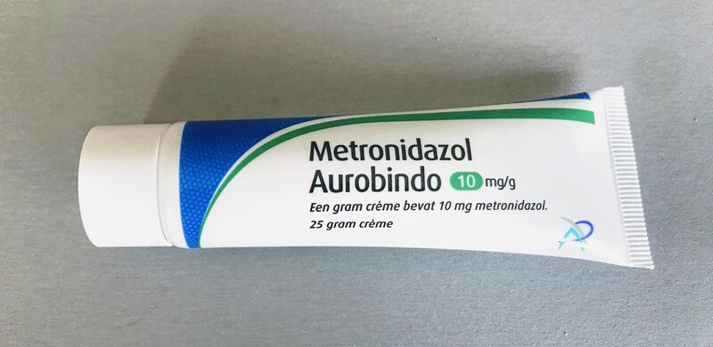 File:Metronidazole Aurobindo tube.jpg