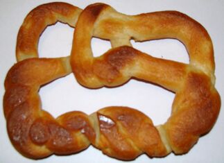 A pretzel baked in the shape of a (–2,3,7) pretzel knot