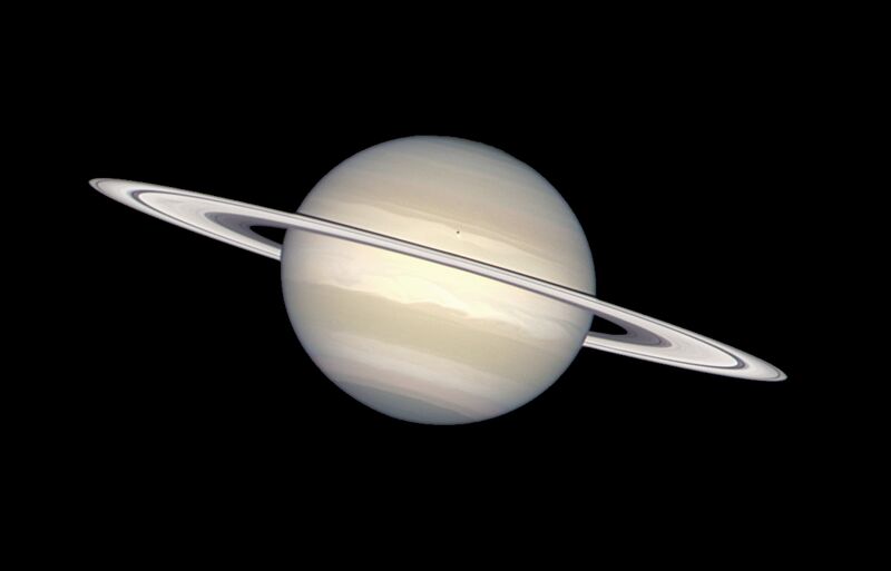 File:Saturn in natural colors (captured by the Hubble Space Telescope).jpg