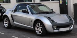 2004 Smart Roadster Speedsilver Automatic 700cc Front.jpg
