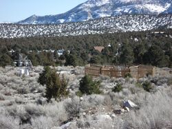 2006-01-01 Closer view of the Baker 5W US Climate Reference Network station.jpg