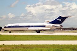Boeing 727-31, Saeta AN0193495.jpg