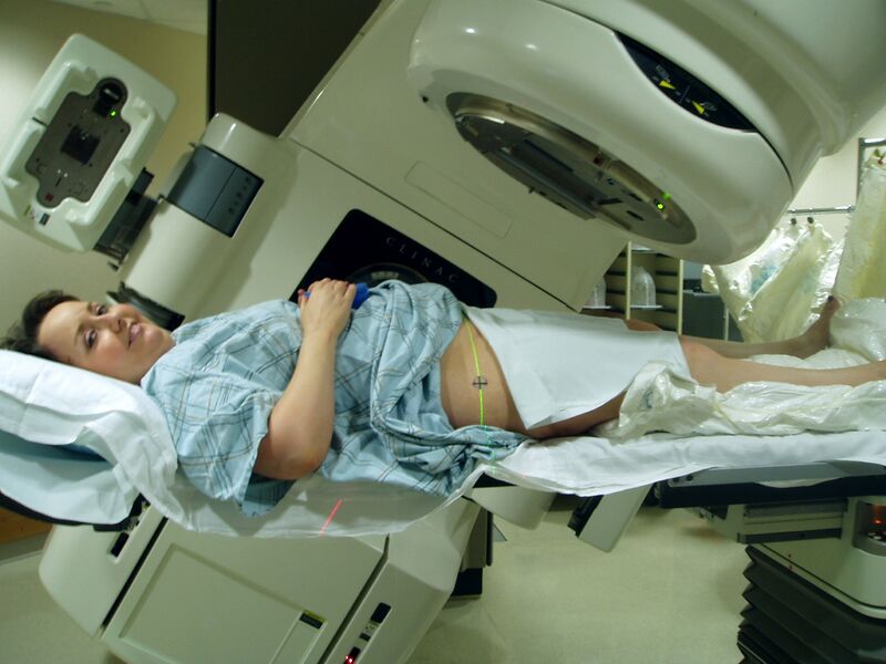 File:Radiation therapy.jpg
