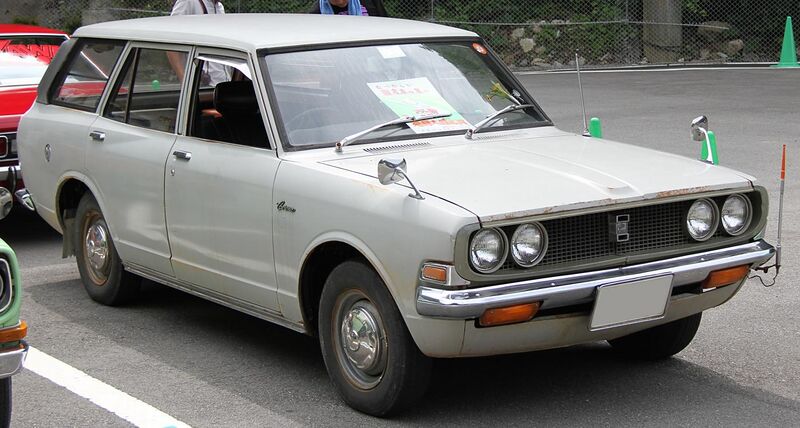 File:Toyopet Corona Van T80.jpg