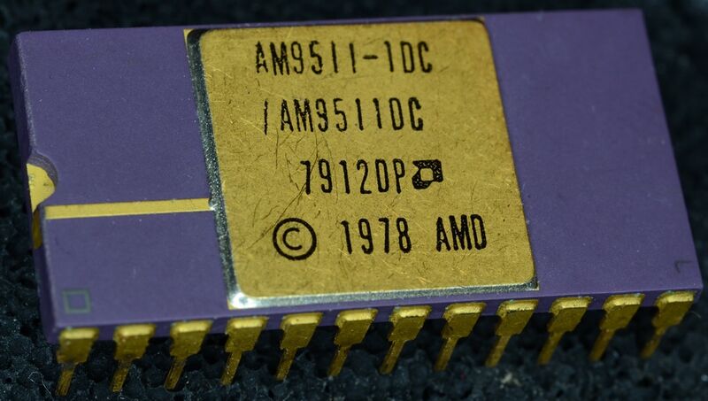 File:AM9511-1 Arithmetic Co-Processor side.jpg