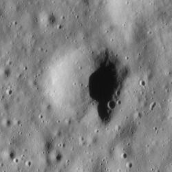 Dune crater AS15-P-9370.jpg
