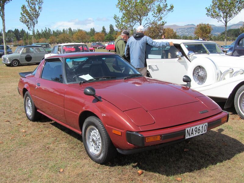File:1980 Mazda RX-7 SE Limited (17888386539).jpg