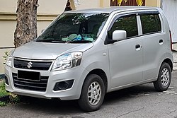 2018 Suzuki Karimun Wagon R GL (front).jpg