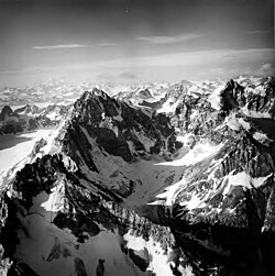 Chakachamna Lake, hanging glaciers and mountain glaciers that feed into Chakachamna Lake, August 25, 1965 (GLACIERS 6920).jpg