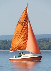 Diller Schwill DS-16 sailboat 3674.jpg