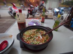 Juanfen Noodles in Guangnan, Wenshan, Yunnan, China (2015-12-01).jpg