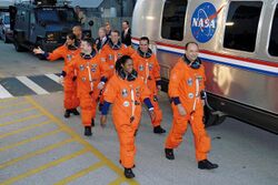 STS-116 Boarding (NASA STS116-S-006) 2006-Dec-09.jpg