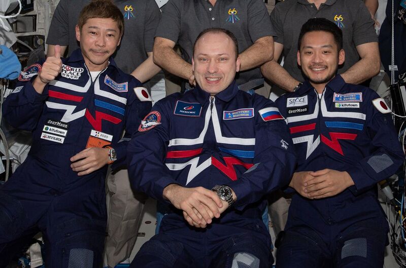 File:The Soyuz MS-20 crew (cropped).jpg