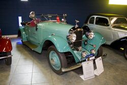 1933 Derby V8.jpg