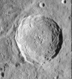 Eudoxus crater 4103 h2.jpg