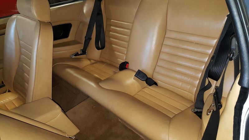 File:Jaguar XJ-S rear seats.jpg