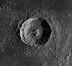 Lansberg crater 4125 h3.jpg