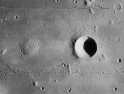 Milichius crater Milichius Pi 4133 h2.jpg