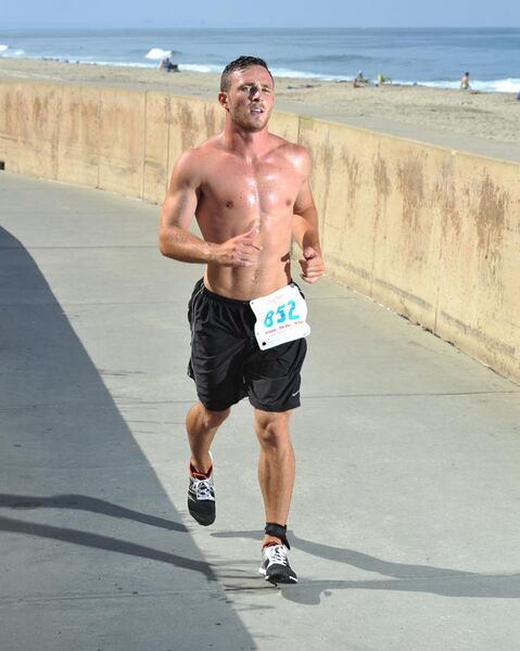 File:Sweaty runner.jpg