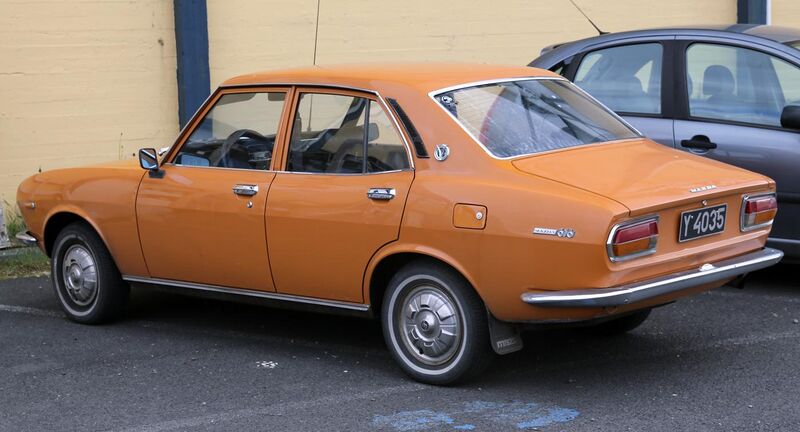 File:1973 Mazda 616 orange, rear left.jpg
