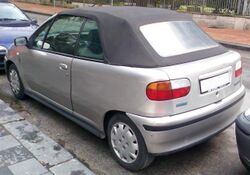 Fiat Punto Cabrio 2.jpg
