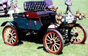 Oldsmobile Curved Dash Runabout 1904 2.jpg