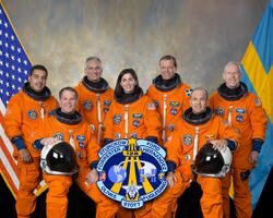STS-128 Crew Photo.jpg