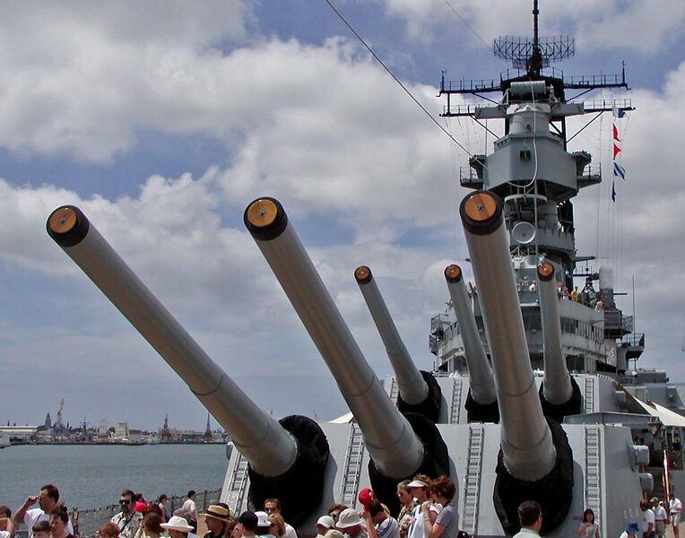 File:USS Missouri forward turrets.jpg