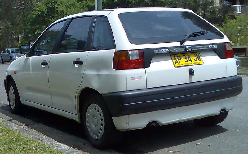 File:1995 SEAT Ibiza (6K) CLX 5-door hatchback (2008-11-07).jpg