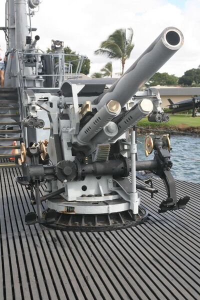 File:5 inch 25 caliber gun USS Bowfin.jpg
