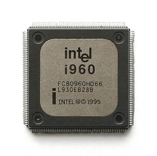 File:KL Intel i960 PQFP.jpg