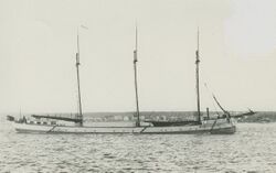 Miztec - 3 masted.jpg