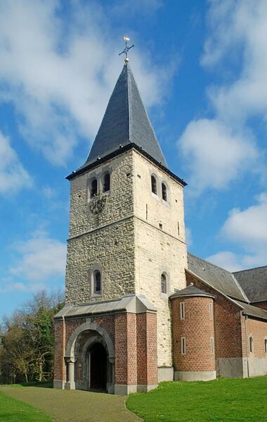 File:Belgique - Bruxelles - Eglise Saint-Clément de Watermael-Boitsfort - 01.jpg
