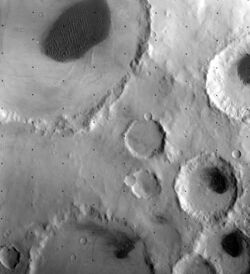 Proctor crater dunes 510A46.jpg