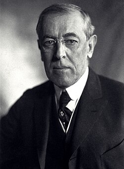Thomas Woodrow Wilson, Harris & Ewing bw photo portrait, 1919 - black and white (cropped).jpg